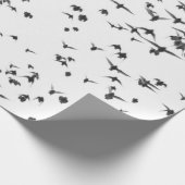 SCHWARZE VÖGEL, DIE AUF DEM HIMMEL FLIEGEN GESCHENKPAPIER (Ecke)