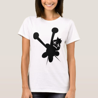schwarze Voodoopuppen-Nadelfolterung T-Shirt