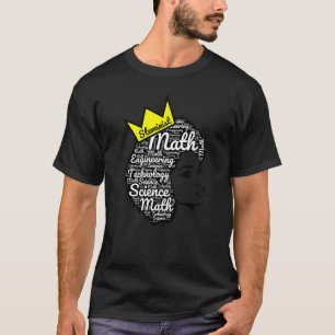 Schwarze Weibchen in STEM Black Women in T-Shirt