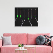 Schwarze Weinflaschen gepackte Canvas Prints Leinwanddruck (Insitu (Wohnzimmer))