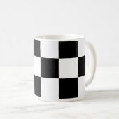 Schwarze, weiße Tasse (VorderseiteRechts)