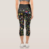 Schwarze Whimsikfarbene Blume Capri Leggings (Rückseite)
