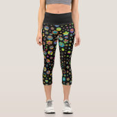 Schwarze Whimsikfarbene Blume Capri Leggings (Vorderseite)