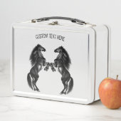 Schwarze Wildpferde - Text hinzufügen / Farbe hinz Metall Brotdose (Beispiel)