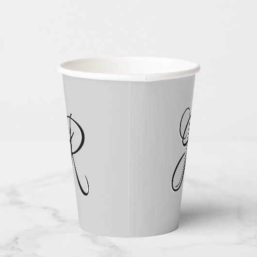 Schwarzer 3D-Kalligrafie-Anfangsbuchstabe | Pastel Pappbecher (Rechts)