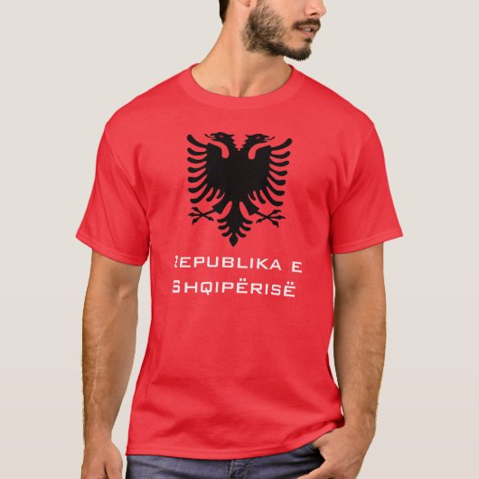 Schwarzer Albaner Eagle auf rotem Hintergrund T-Shirt (Vorderseite)