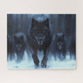 Schwarzer Alpha Wolf im Schnee laufen Puzzle (Horizontal)