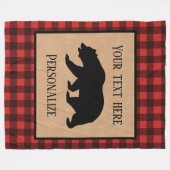 Schwarzer Bär auf einem roten und schwarzen Karier Fleecedecke (Vorderseite (Horizontal))