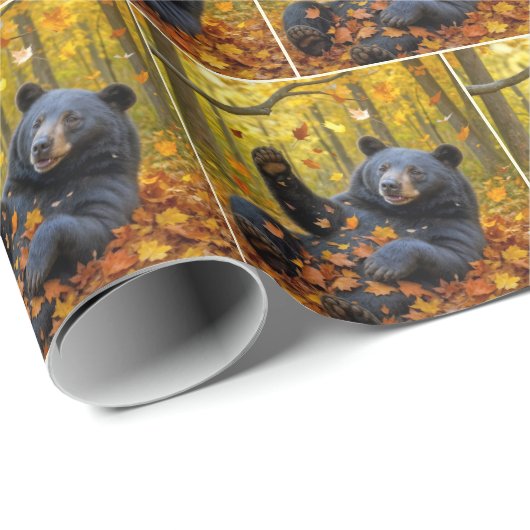 Schwarzer Bär im Herbst Geschenkpapier (Rolleneckpunkt)