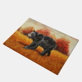 Schwarzer Bär im Herbstwald Fußmatte (Schrägansicht)