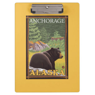 Schwarzer Bär im Wald - Anchorage, Alaska Klemmbrett