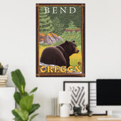 Schwarzer Bär im Wald - Bend, Oregon Poster (Heimbüro)