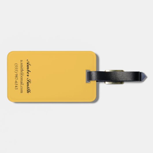 Schwarzer Bär im Wald - Berg Adams, Washington Gepäckanhänger (Rückseite horizontal)