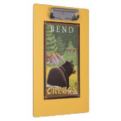 Schwarzer Bär im Wald - Biegung, Oregon Klemmbrett (Rechts)