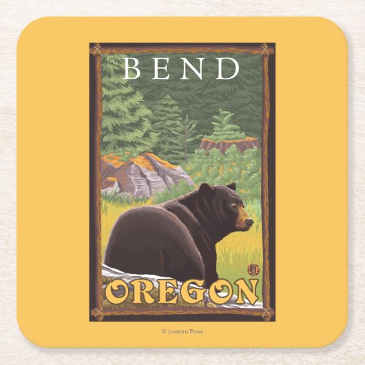 Schwarzer Bär im Wald - Biegung, Oregon Rechteckiger Pappuntersetzer (Vorderseite)