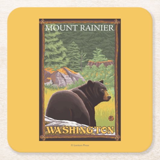 Schwarzer Bär im Wald - der Mount Rainier, Rechteckiger Pappuntersetzer (Vorderseite)
