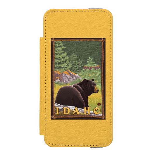 Schwarzer Bär im Wald - Idaho Incipio iPhone Geldbeutel-Hülle (Folio Vorderseite)