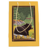 Schwarzer Bär im Wald - Idaho Mittlere Geschenktüte (Vorderseite)