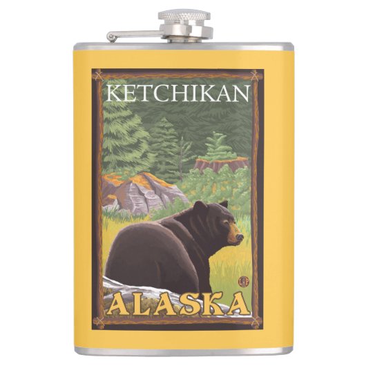 Schwarzer Bär im Wald - Ketchikan, Alaska Flachmann (Vorderseite)