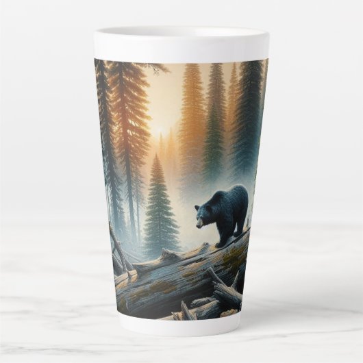 Schwarzer Bär im Wald Milchtasse (Vorderseite)