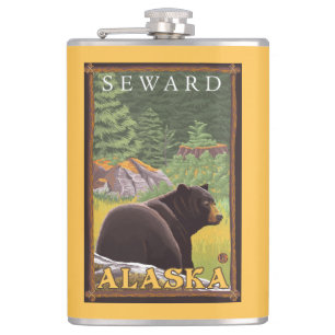 Schwarzer Bär im Wald - Seward, Alaska Flachmann
