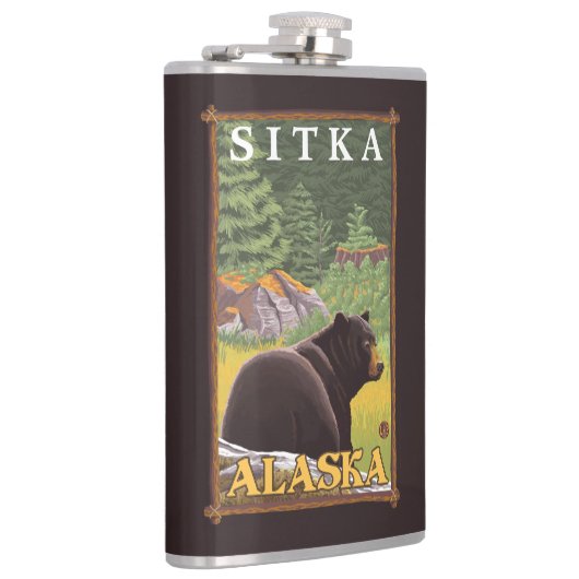 Schwarzer Bär im Wald - Sitka, Alaska Flachmann (Rechts)