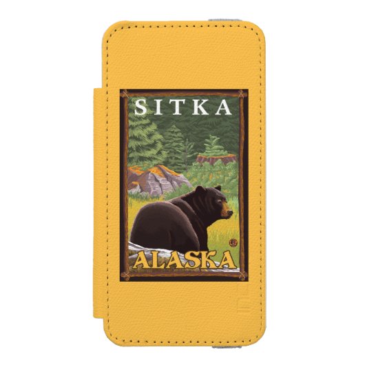 Schwarzer Bär im Wald - Sitka, Alaska Incipio iPhone Geldbeutel-Hülle (Folio Vorderseite)