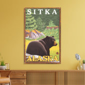 Schwarzer Bär im Wald - Sitka, Alaska Leinwanddruck (Insitu (Wohnzimmer))