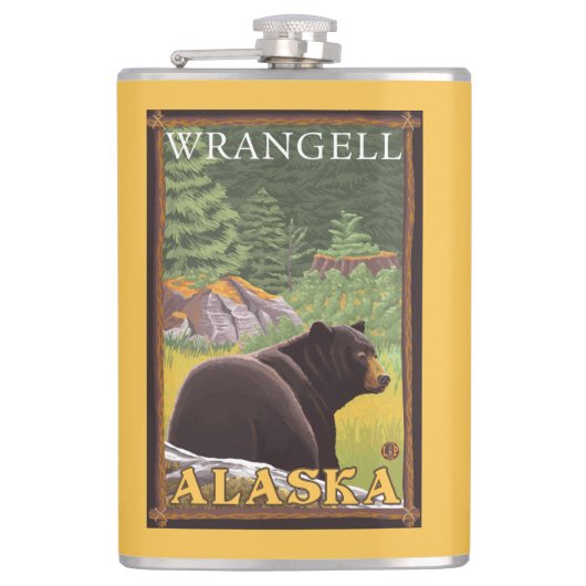 Schwarzer Bär im Wald - Wrangell, Alaska Flachmann (Vorderseite)
