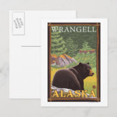 Schwarzer Bär im Wald - Wrangell, Alaska Postkarte (Vorne/Hinten)