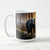 Schwarzer Bär in der Waldszene Kaffeetasse (Links)