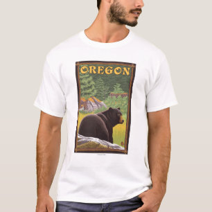 Schwarzer Bär in der Waldszenen-Vintagen Reise T-Shirt