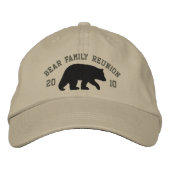 Schwarzer Bär mit anpassbarem Text Bestickte Baseballkappe (Vorderseite)