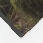 Schwarzer Bär und Totem Pole Fleecedecke (Ecke)