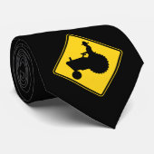 Schwarzer Bauer auf Traktor-Warnzeichen Krawatte (Gerollt)