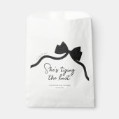 Schwarzer Bogen, der das Brautparty des Knotens bi Geschenktütchen (Vorderseite)