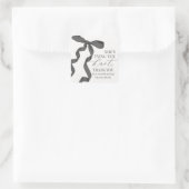 Schwarzer Bow, der das Gastgeschenk des Knotens-Br Quadratischer Aufkleber (Tasche)