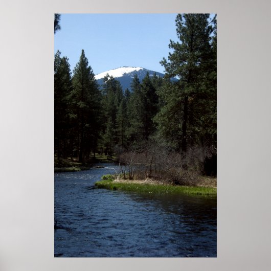 Schwarzer Butte über dem Metolius Poster (Vorne)