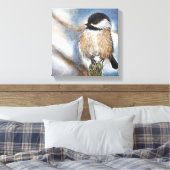 Schwarzer Chickadevogel im Winter Leinwanddruck (Insitu (Schlafzimmer))
