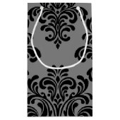 Schwarzer Damast auf grauem Muster Kleine Geschenktüte (Rückseite)