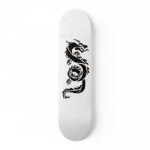 Schwarzer Drache 7 3/4" Skateboarddecke