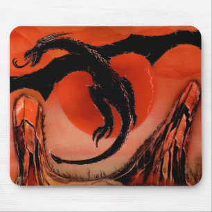 Schwarzer Drache fliegt Mousepad