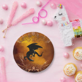 Schwarzer Drache im Himmel Pappteller (Party)