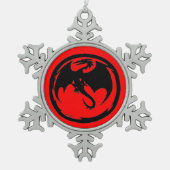 Schwarzer Drachenroter Zinnsnowflake Schneeflocken Zinn-Ornament (Vorderseite)
