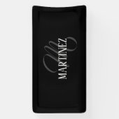 Schwarzer eleganter Personalisierter Nachname | Na Banner (Vertikal)