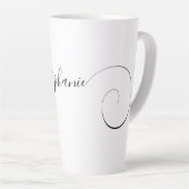 Schwarzer eleganter Script-Curly-Name Milchtasse (Rechte Ecke)