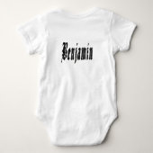 Schwarzer entworfener Benjamin-Name, Baby Strampler (Rückseite)