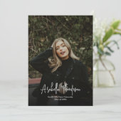 Schwarzer Extravaganter Script Foto Collage Abschl Ankündigung (Stehend Vorderseite)