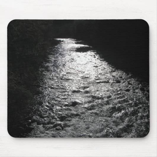 Schwarzer Fluss. Mousepad (Vorne)
