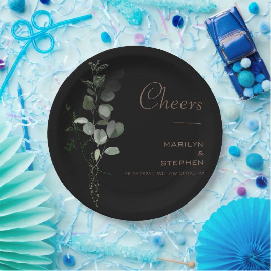 Schwarzer formaler Minimal-Eukalyptus-Cheers Hochz Pappteller (Party)